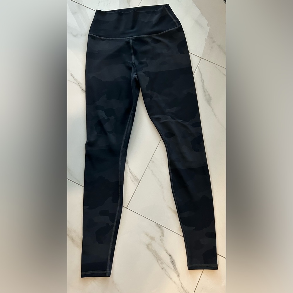 Alo High Waist Camo Vapor Legging